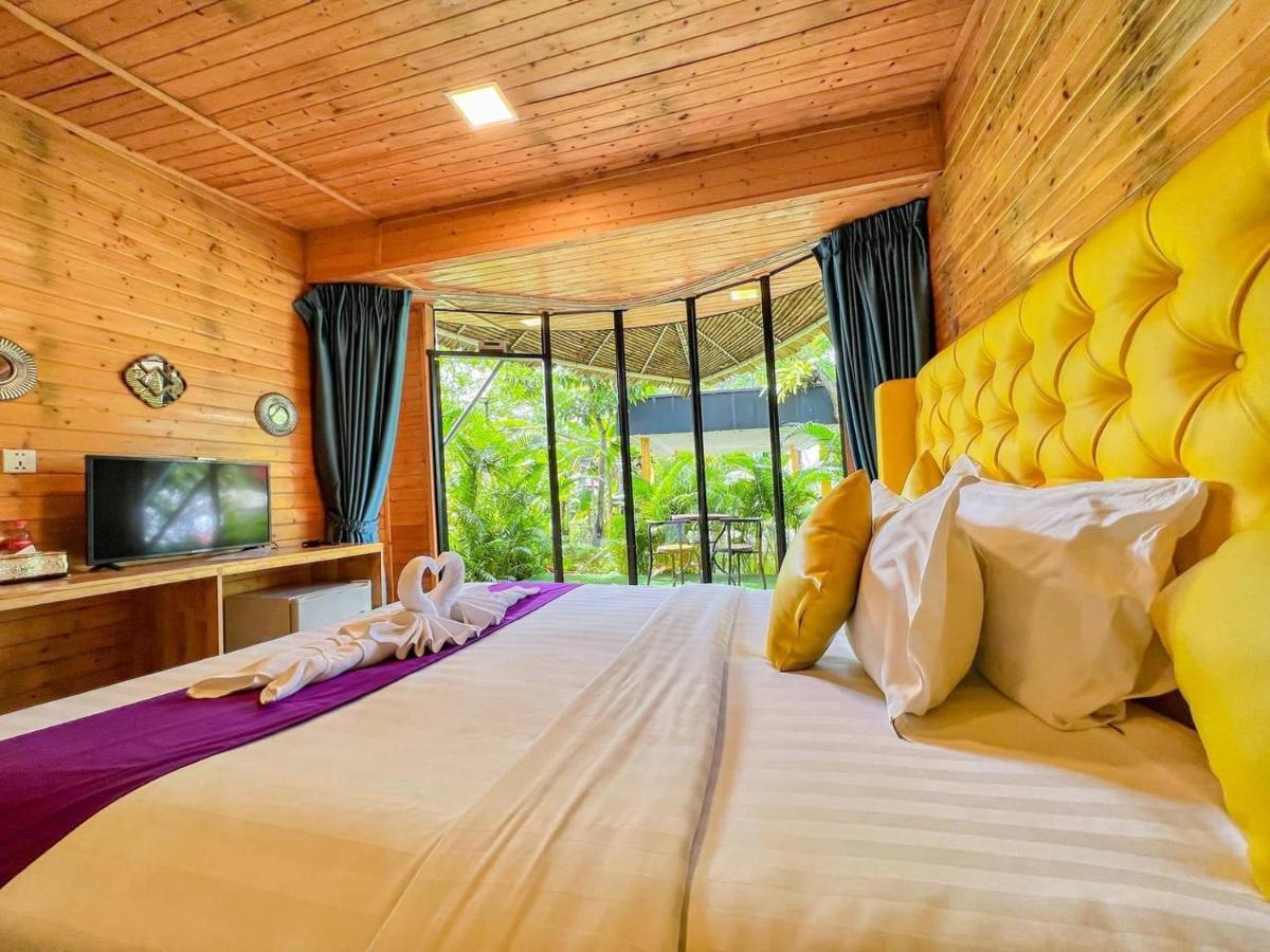 Moly Resort Kampot Eksteriør billede